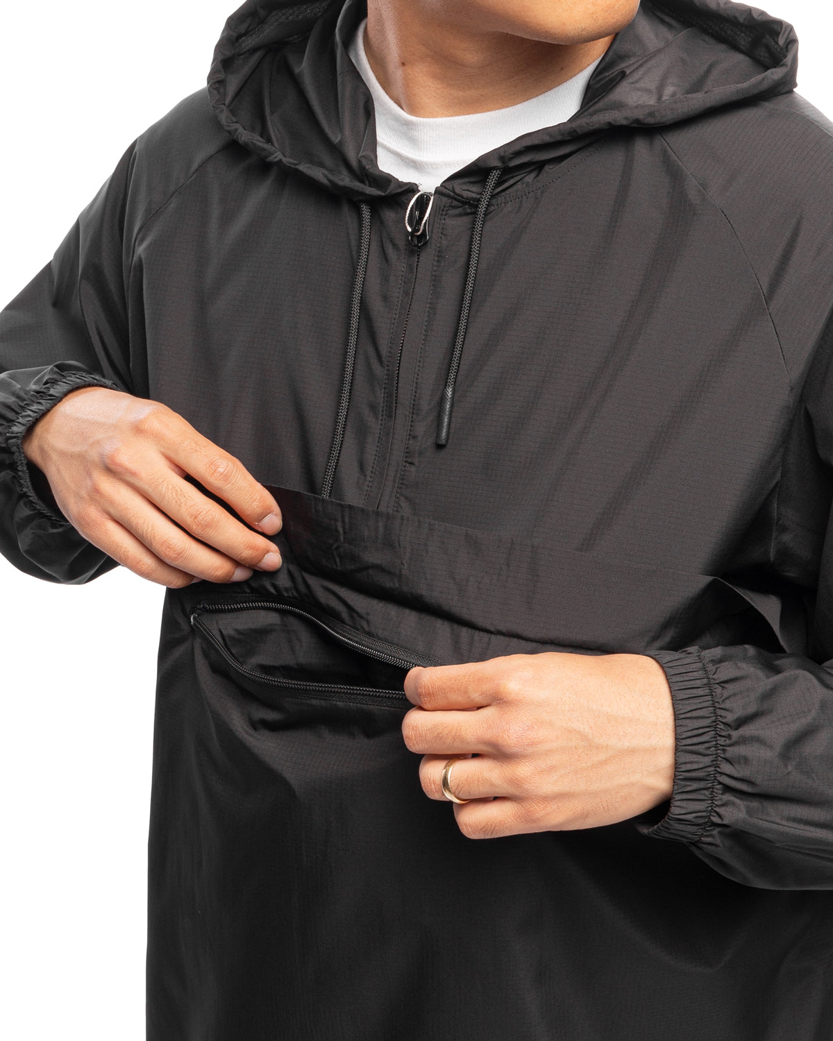 Cut Off Anorak Pullover Jacket Black