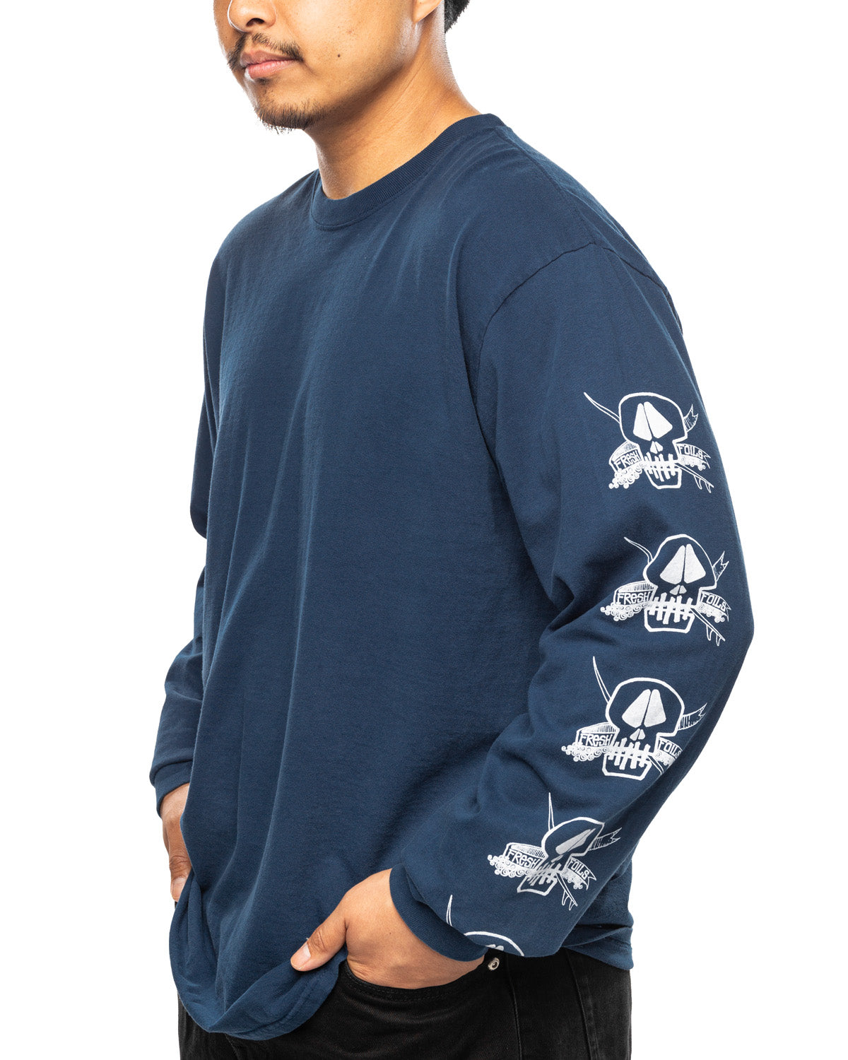 Foils Pigment Dyed LS Tee Navy