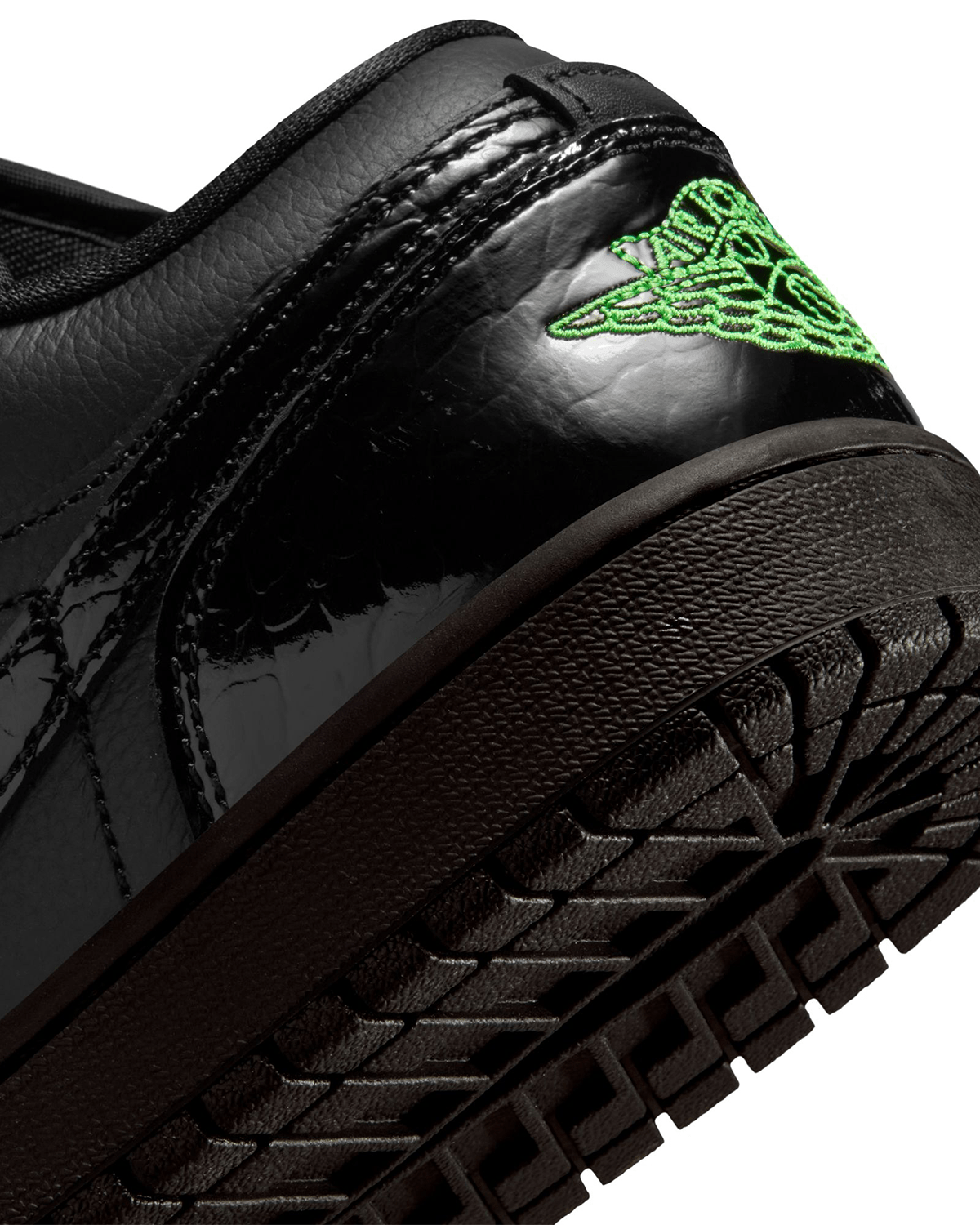 Air Jordan 1 Low SE Black/Scream Green (Women's) - LIKELIHOOD