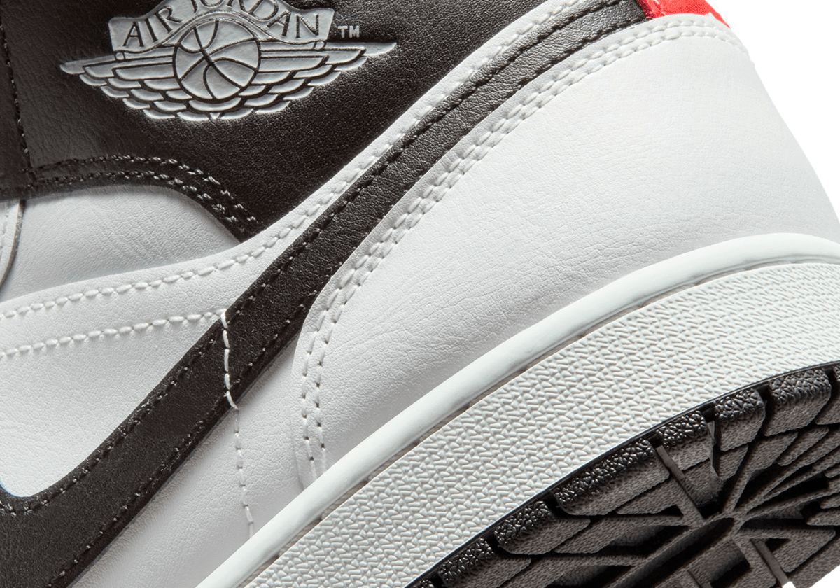 Air Jordan 1 Mid Summit White/Infrared 23 - LIKELIHOOD