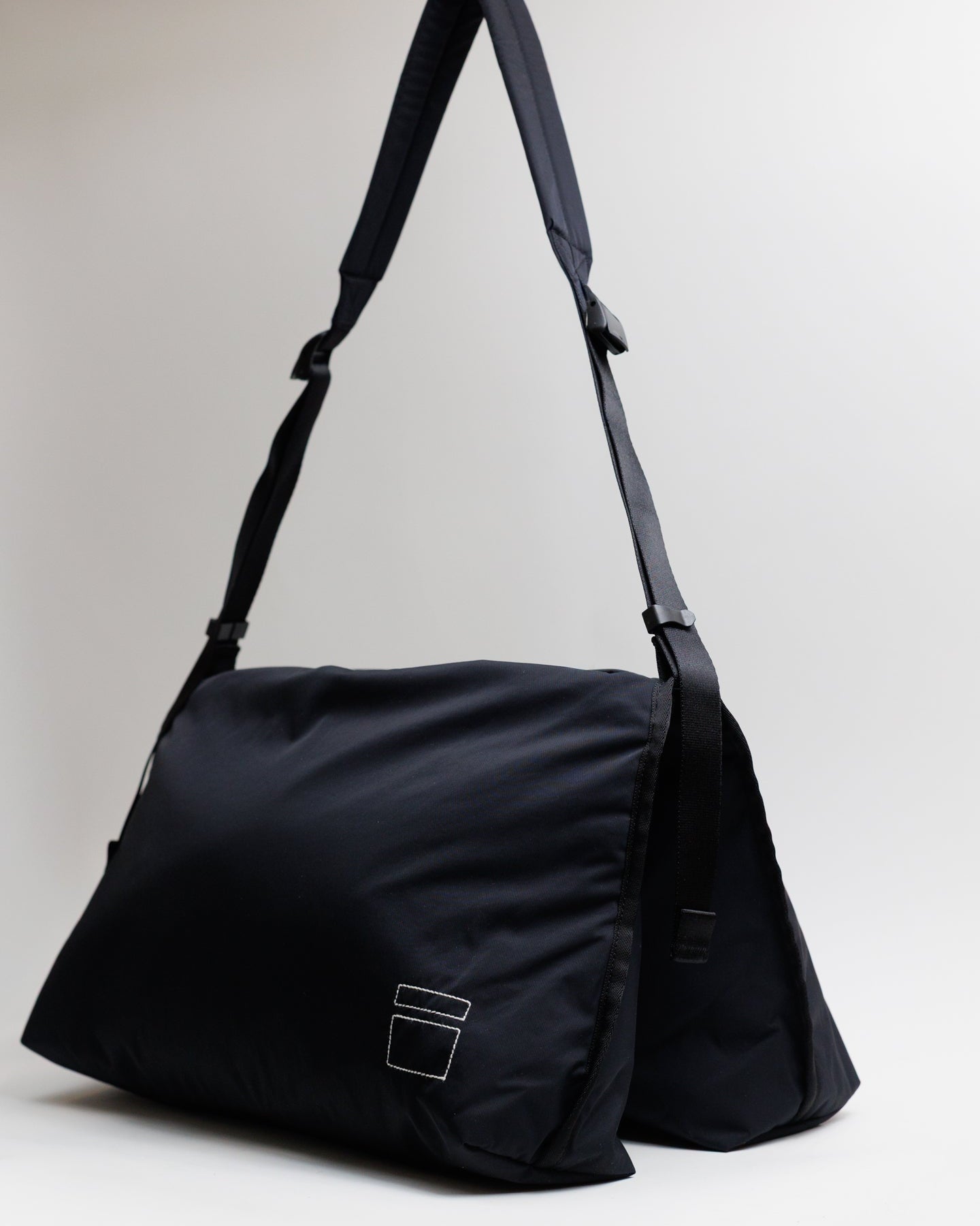 Bellows Bag L Black - LIKELIHOOD