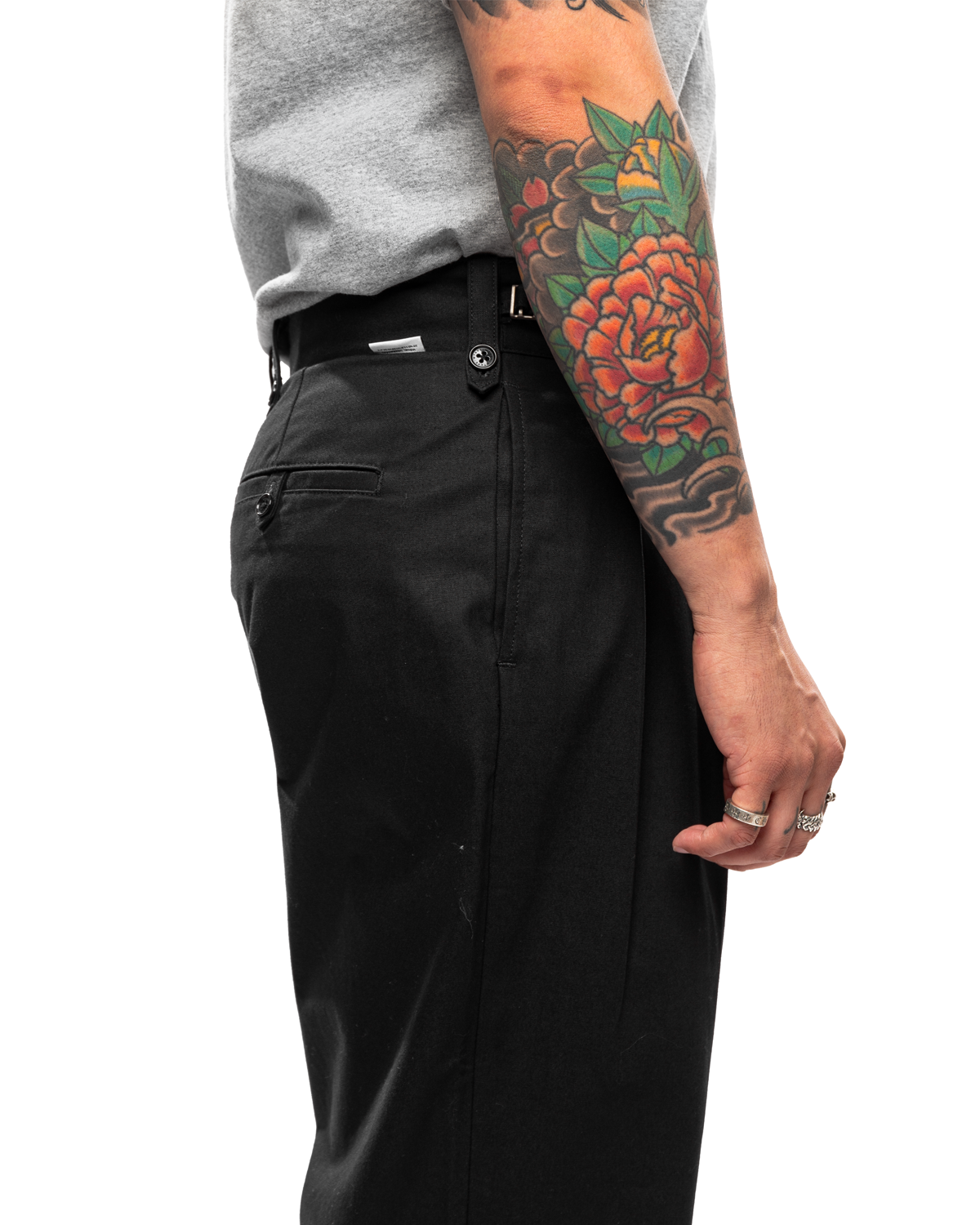 Lez / Gluca / Trousers / Cotton. CNVS. Black