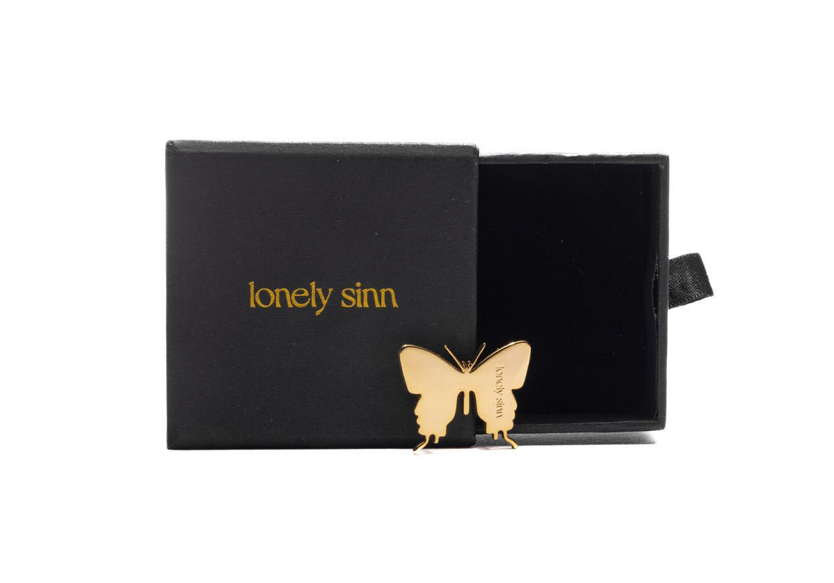 Butterfly Shoe Pendant Gold - LIKELIHOOD