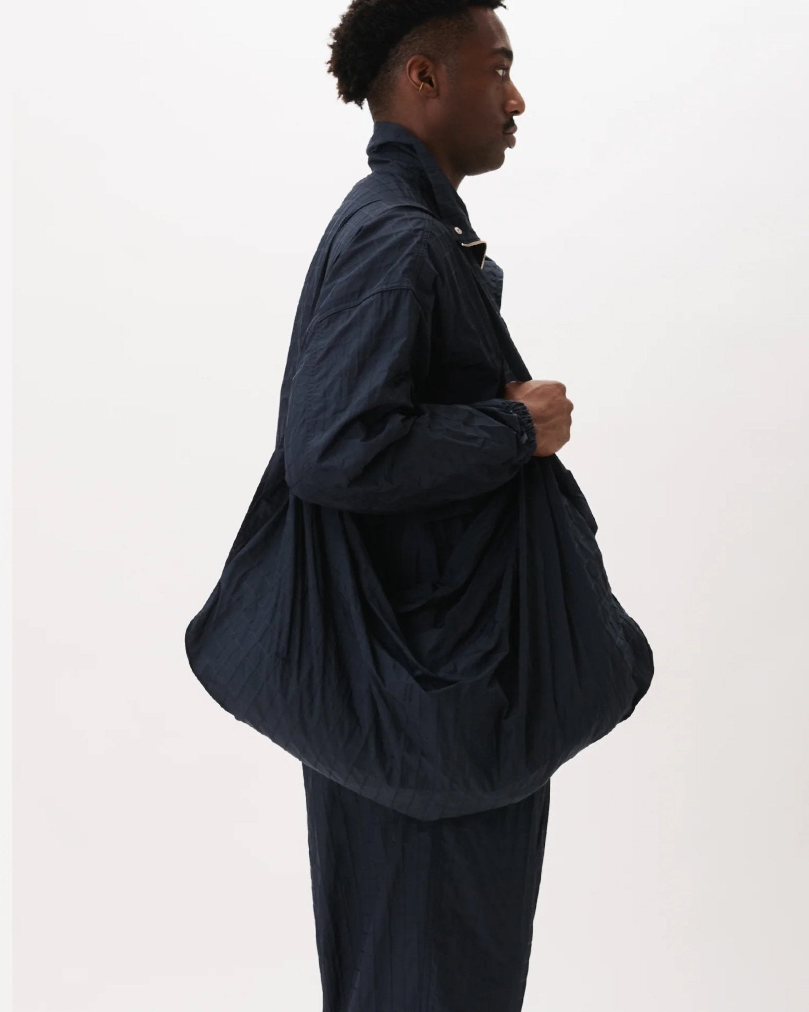 Checkered Light Bag Navy Checkered - LIKELIHOOD