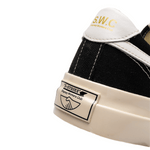 Dellow S - Strike Canvas BLK - WHT - LIKELIHOOD