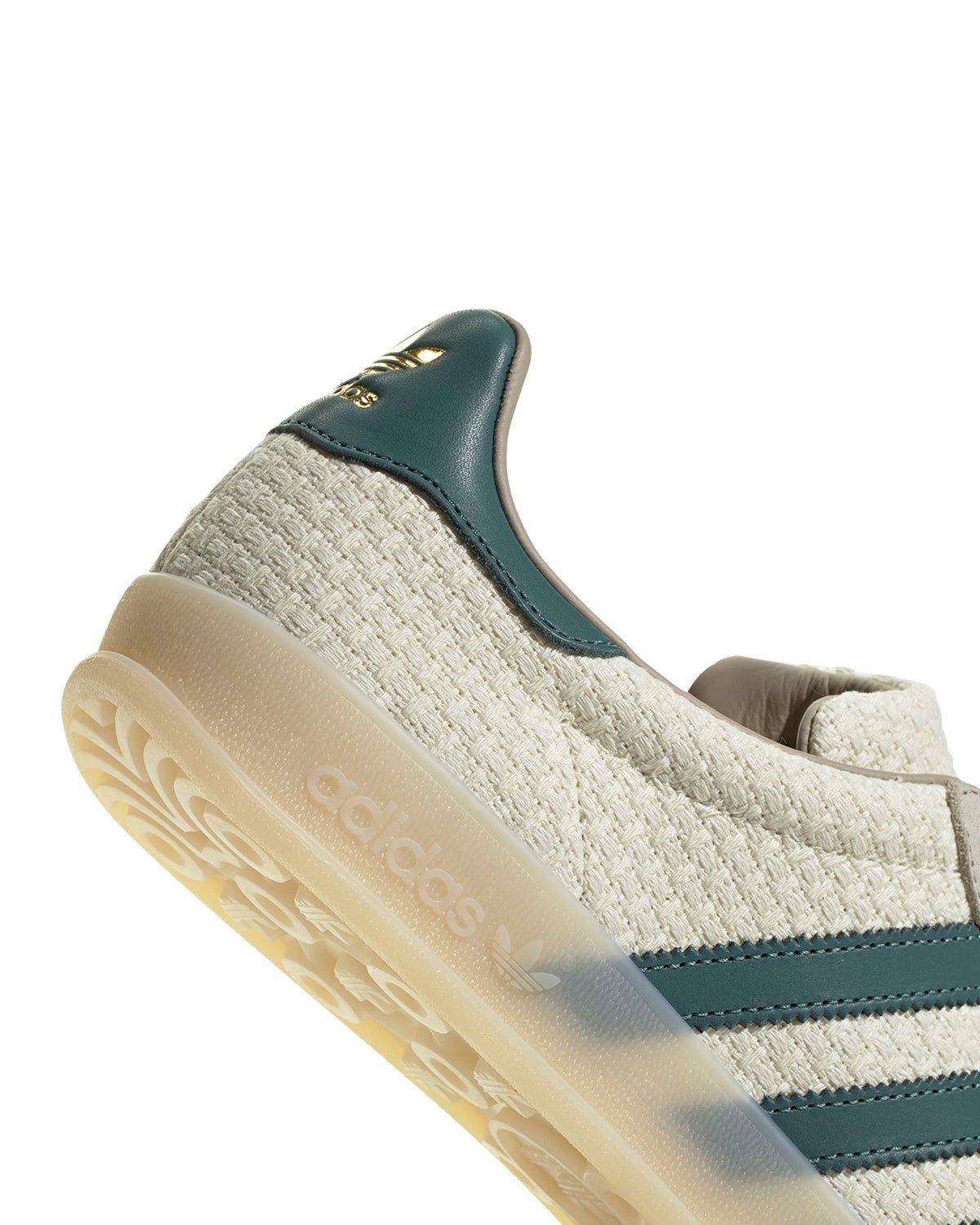 Gazelle Indoor Cream White/Teal - LIKELIHOOD