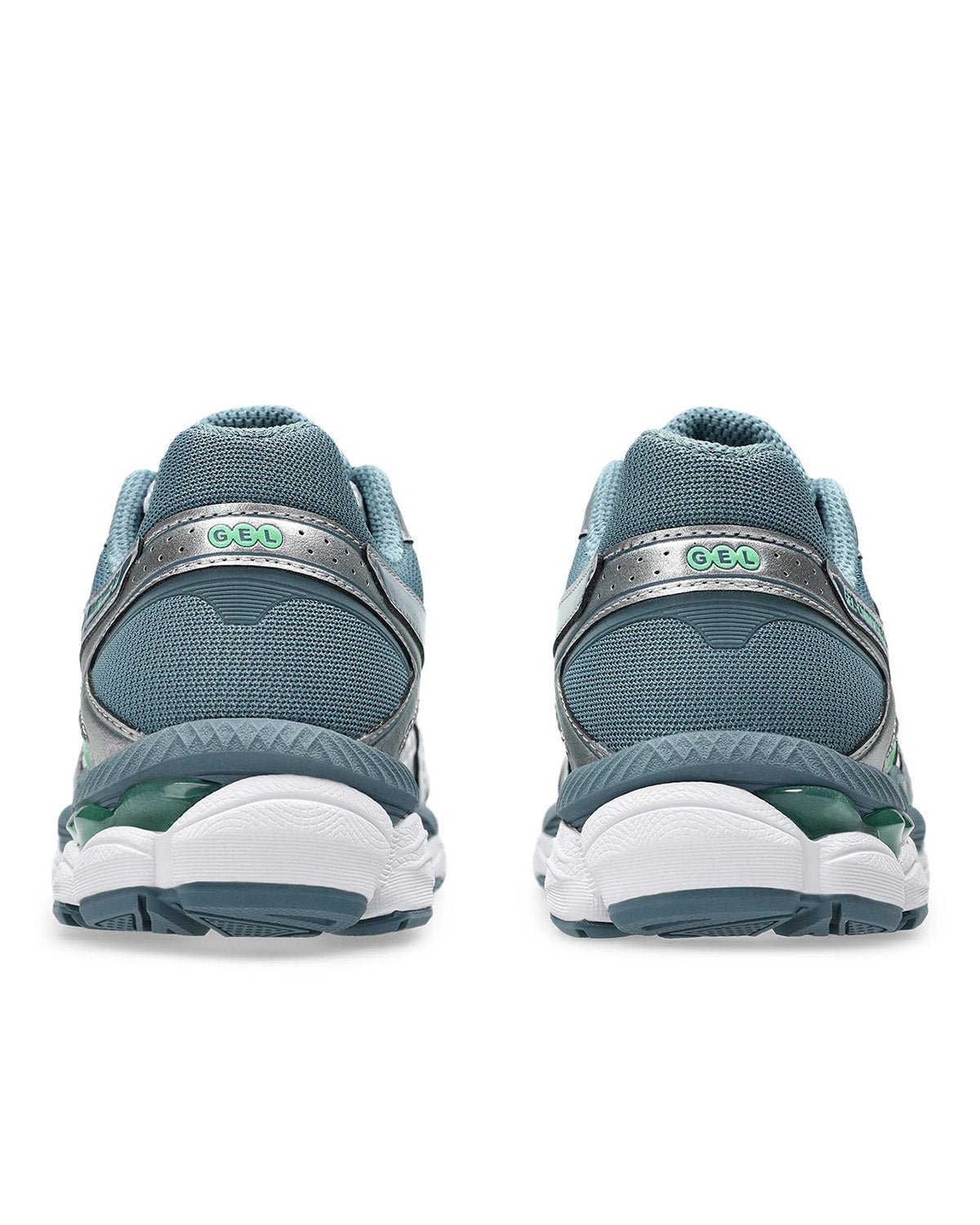 Gel - Cumulus 16 White/Ironclad - LIKELIHOOD