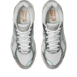 GT - 2160 White/Mint Tint - LIKELIHOOD