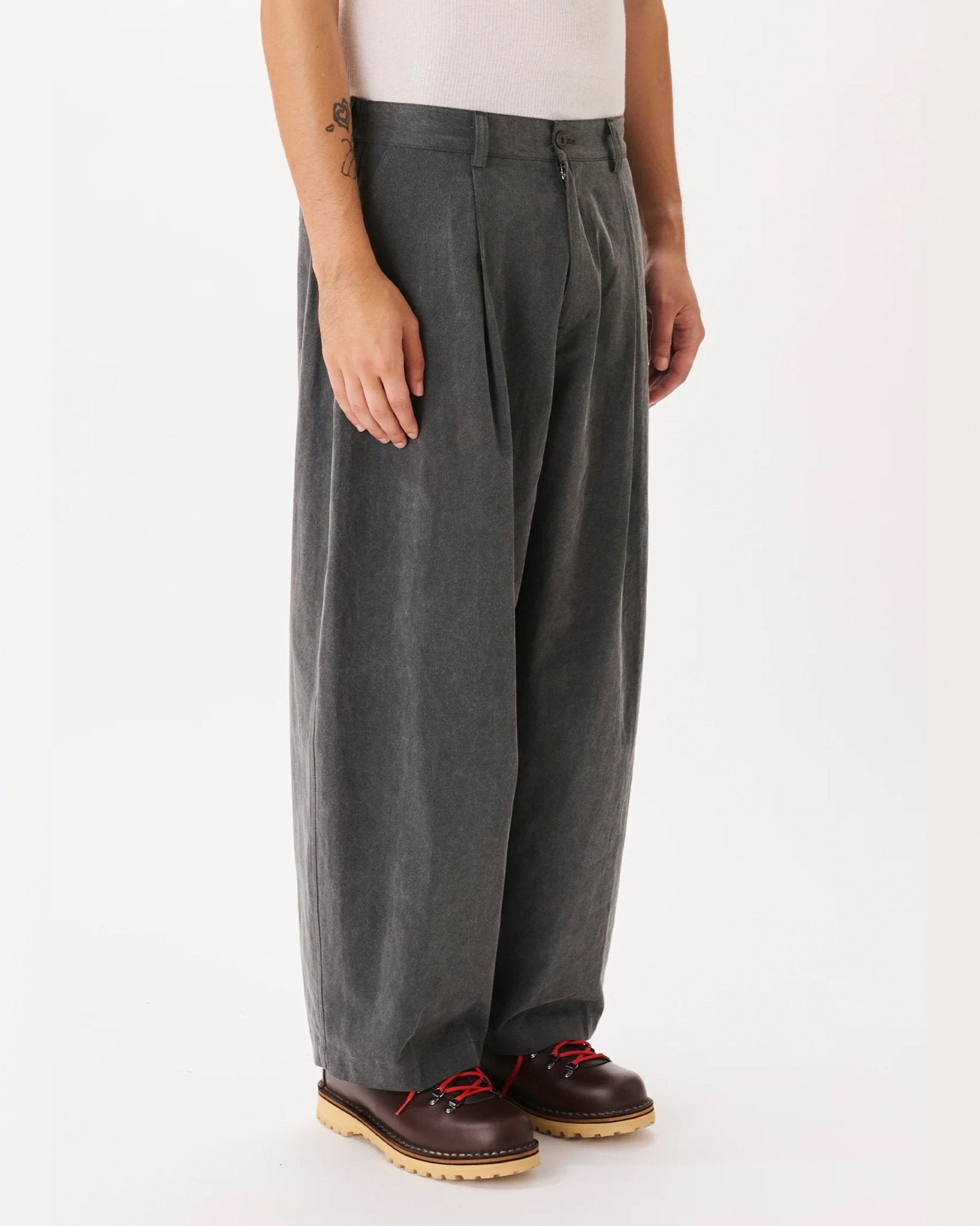 Herringbone Balloon Trousers Charcoal - LIKELIHOOD