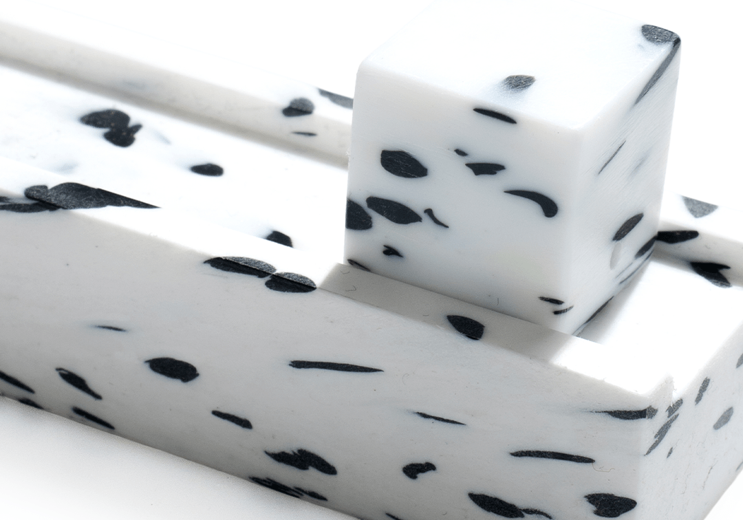 Incense Holder White/Black - LIKELIHOOD