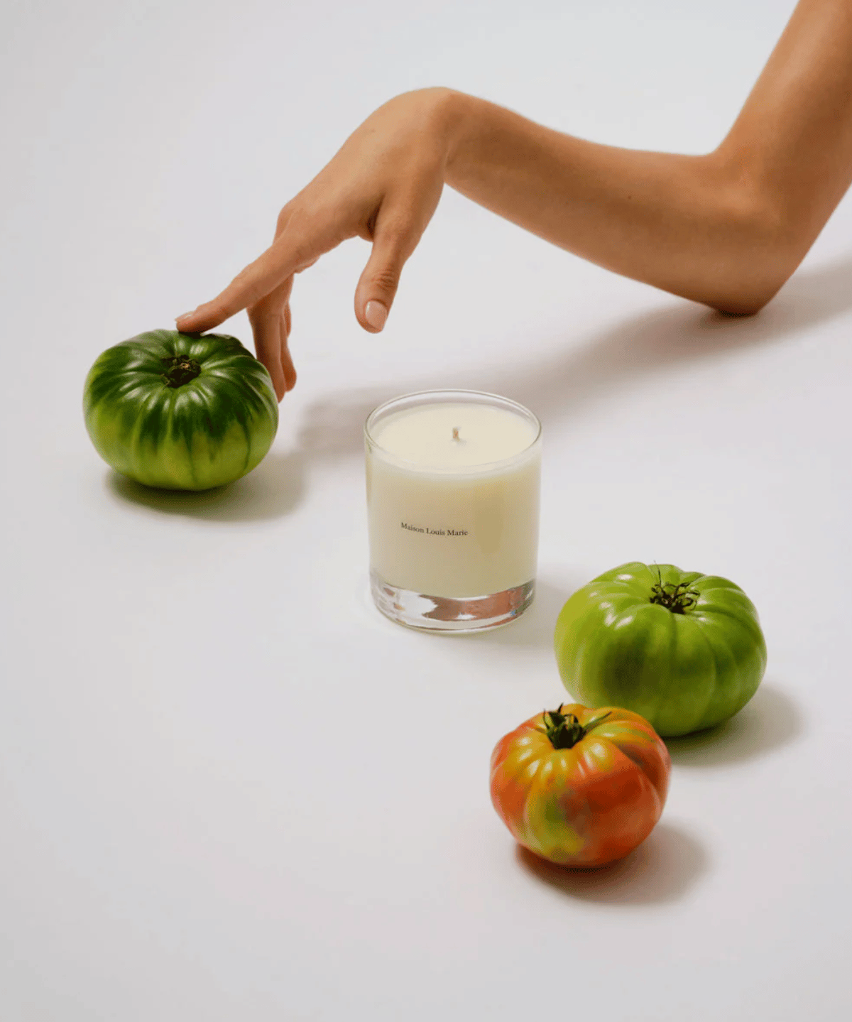 Liane de Tomato Candle with Gift Box - LIKELIHOOD