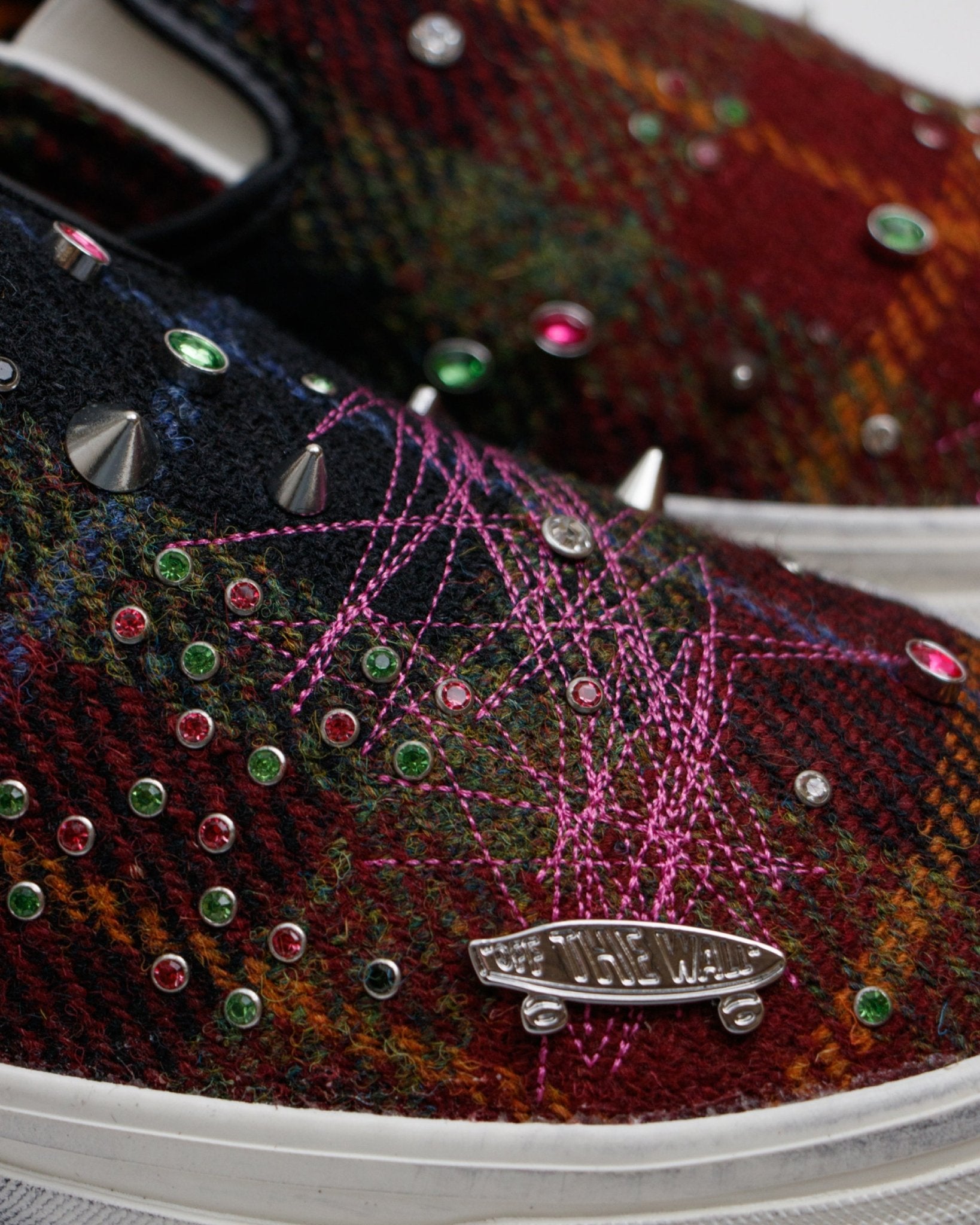 LX Classic Slip-On 98 Harris Tweed Red/Multi - LIKELIHOOD