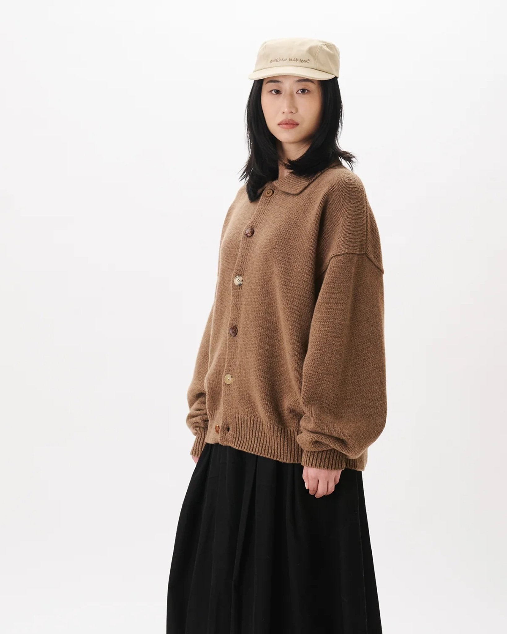 Mismatch Button Cardigan Brown - LIKELIHOOD