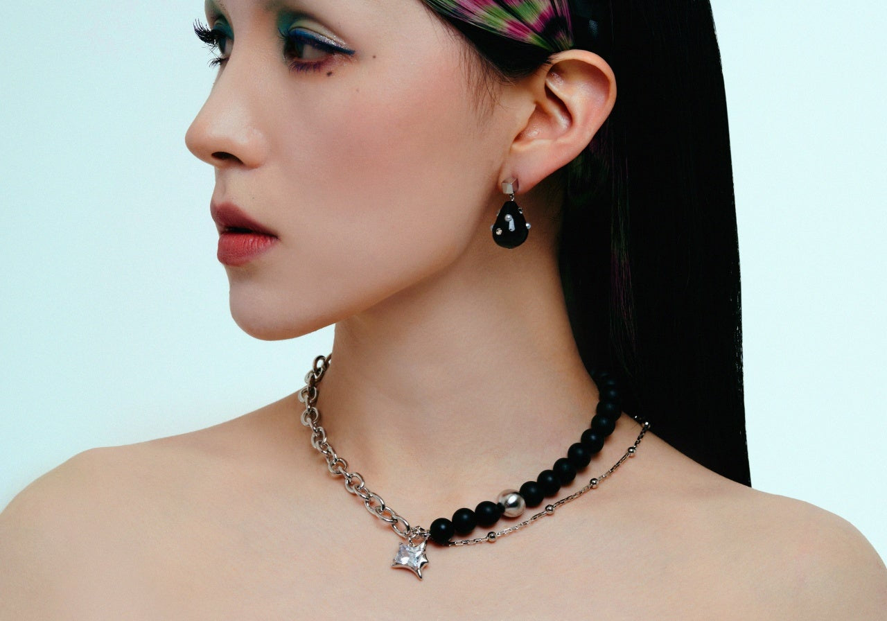 Moldy Earring Black - LIKELIHOOD