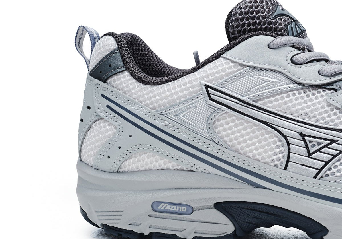 MXR Nimbus Cloud/Silver - LIKELIHOOD