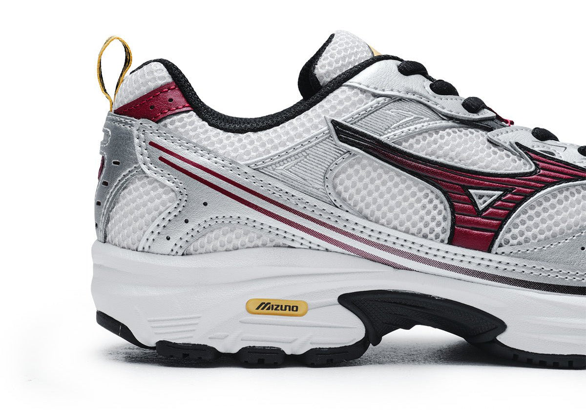 MXR Nimbus Cloud/Syrah - LIKELIHOOD