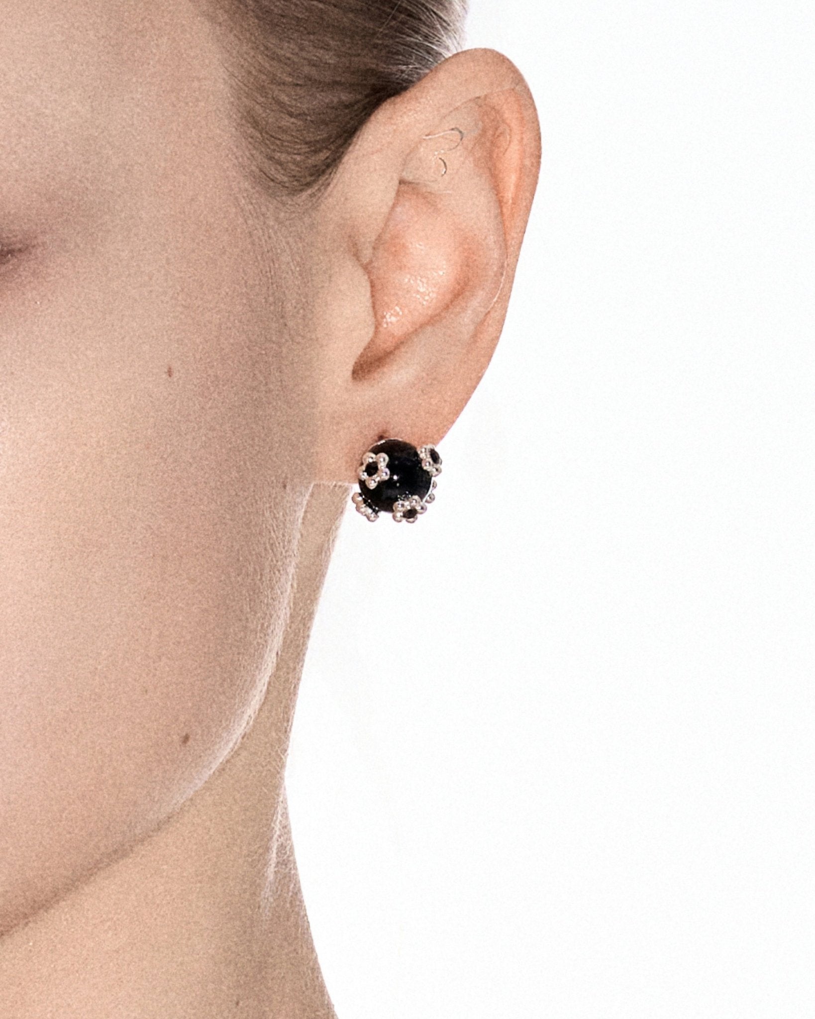 New Fragment Earrings Black - LIKELIHOOD