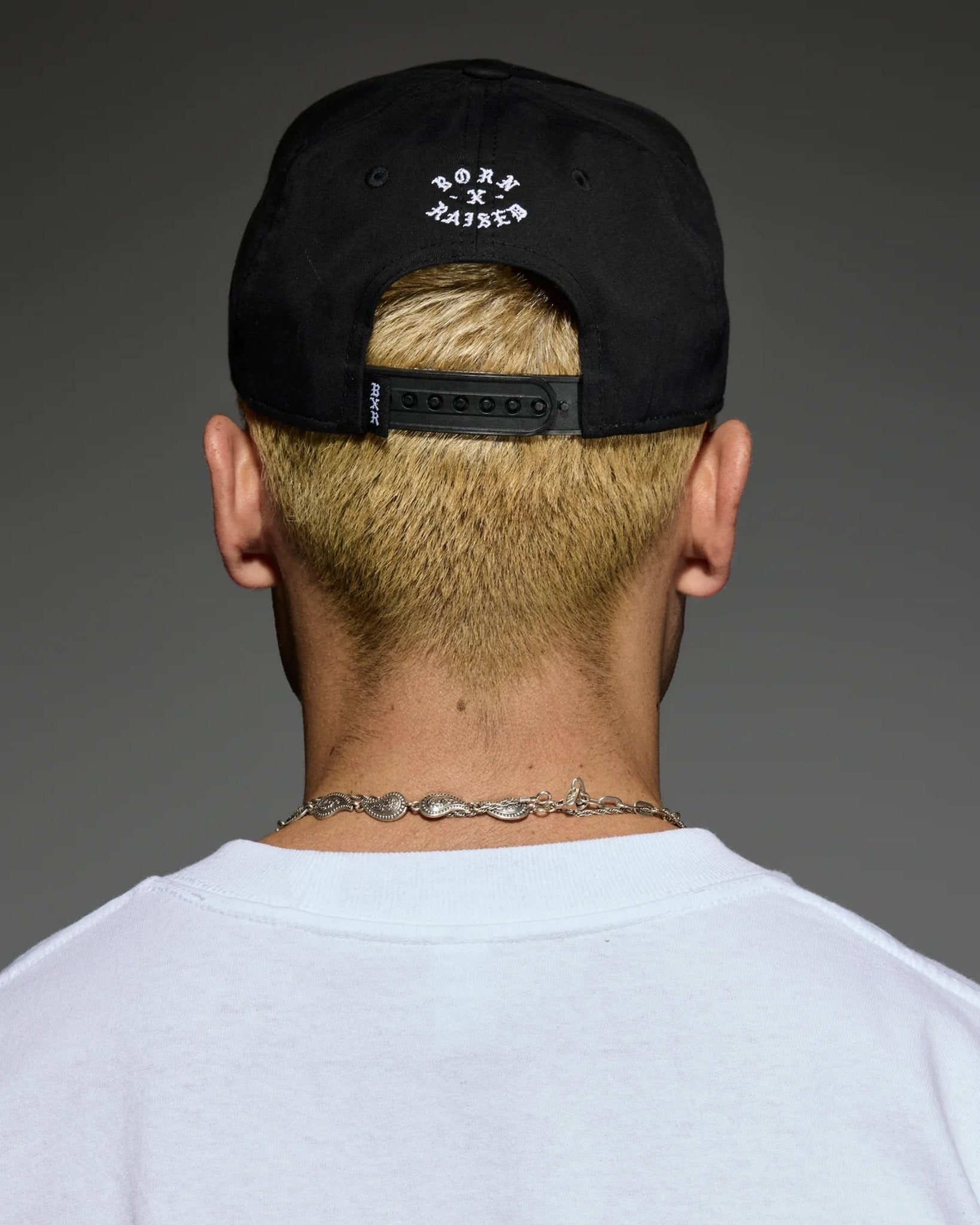 Paranoia Crest Snapback Black - LIKELIHOOD