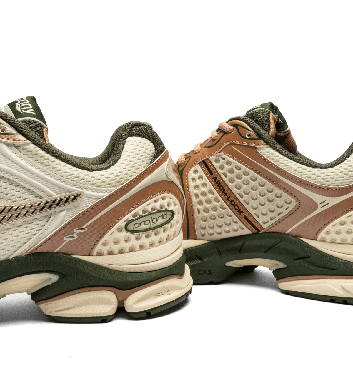 Progrid Triumph 4 Cream/Doe - LIKELIHOOD