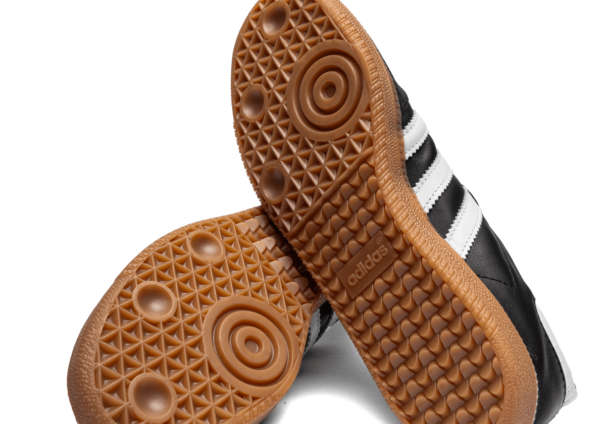 Samba Decon Black/White - LIKELIHOOD