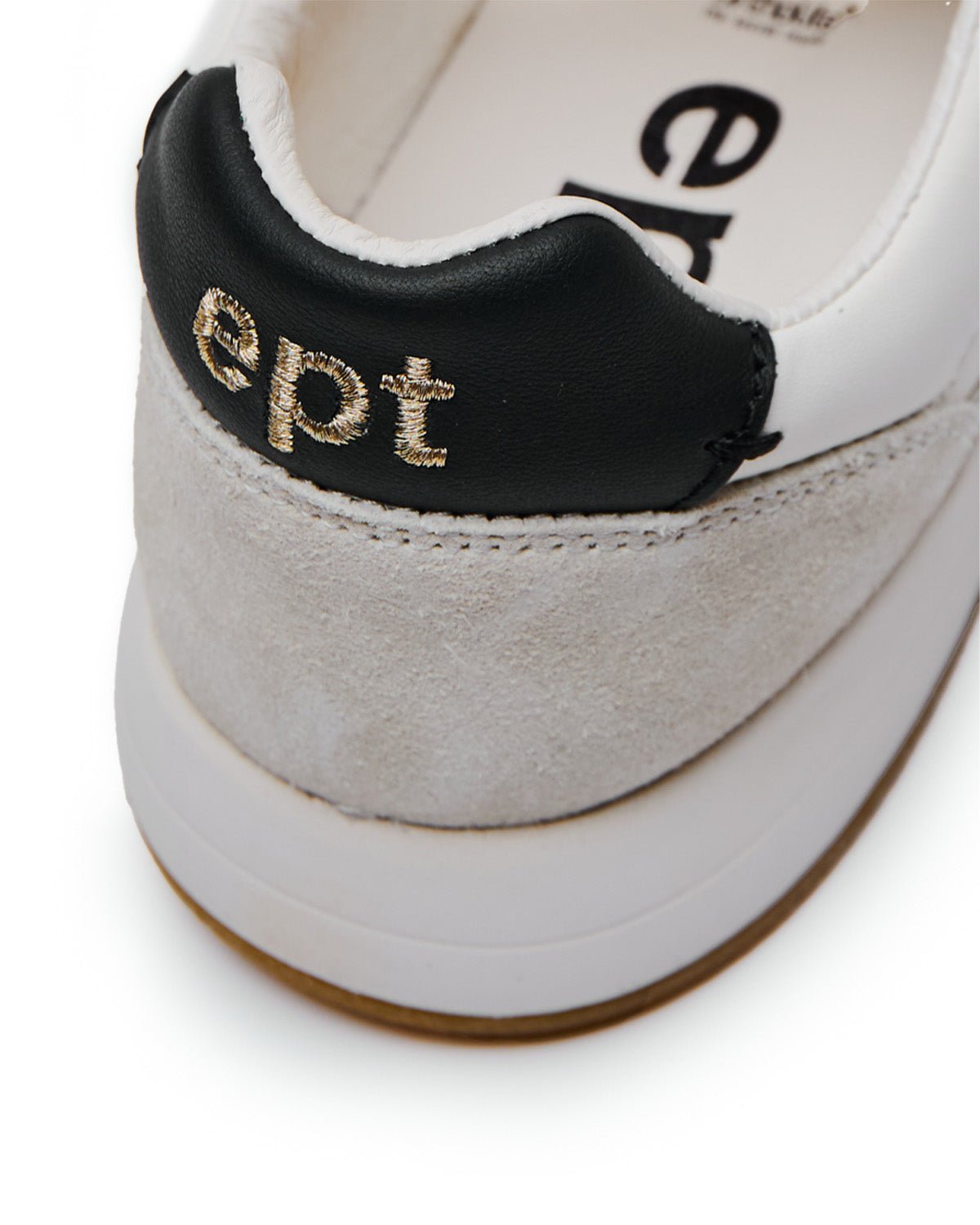 Santos Black/Dark Gum - LIKELIHOOD