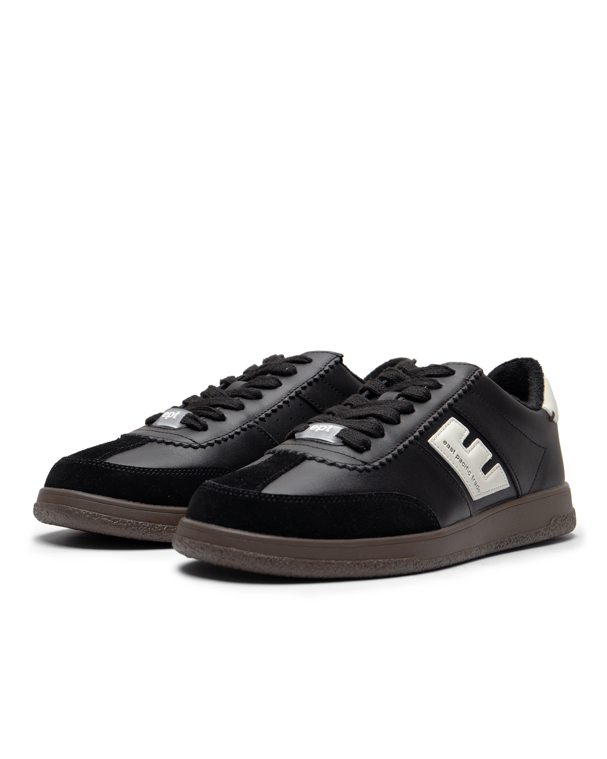 Santos Black/Dark Gum - LIKELIHOOD