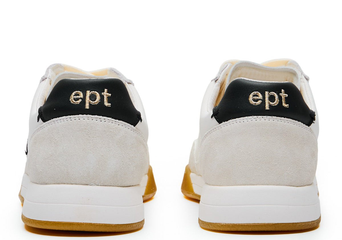 Santos Black/Dark Gum - LIKELIHOOD