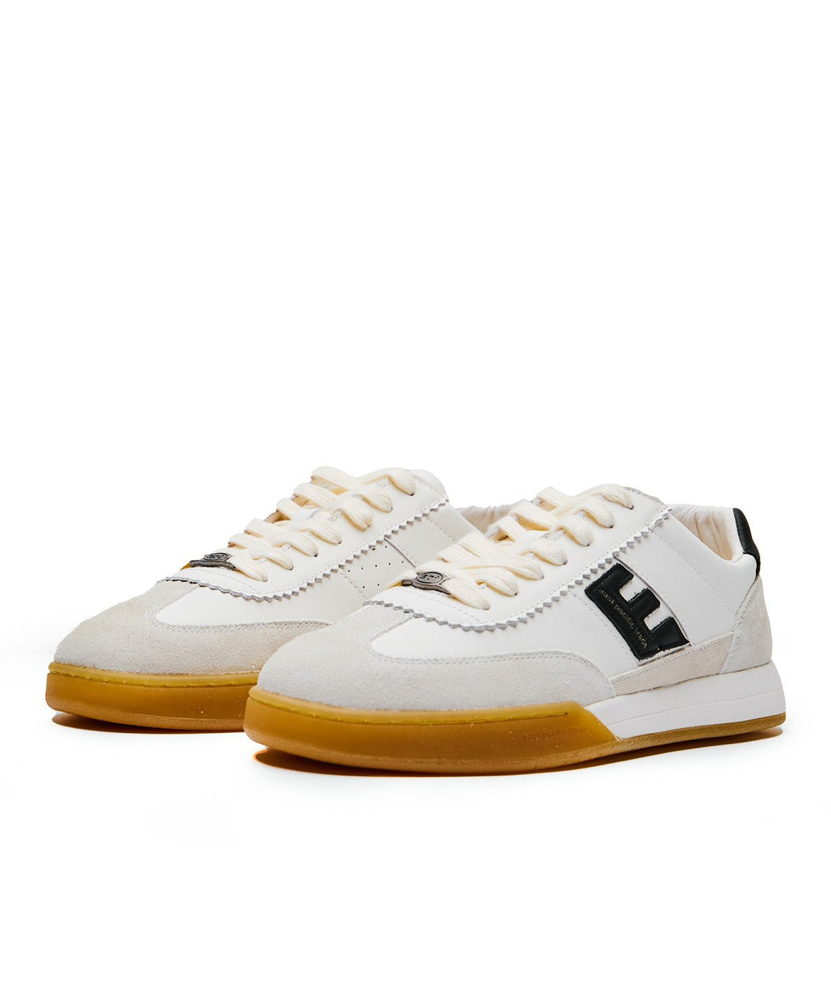 Santos Black/Dark Gum - LIKELIHOOD