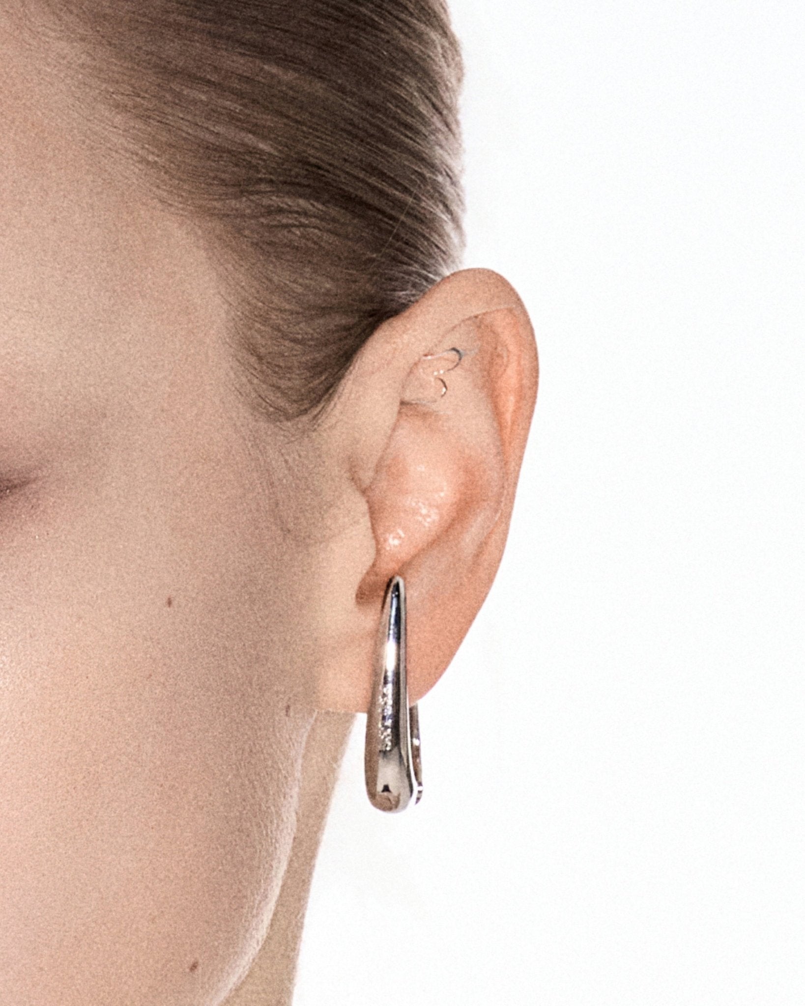 Spinous Core Earrings Silver - LIKELIHOOD