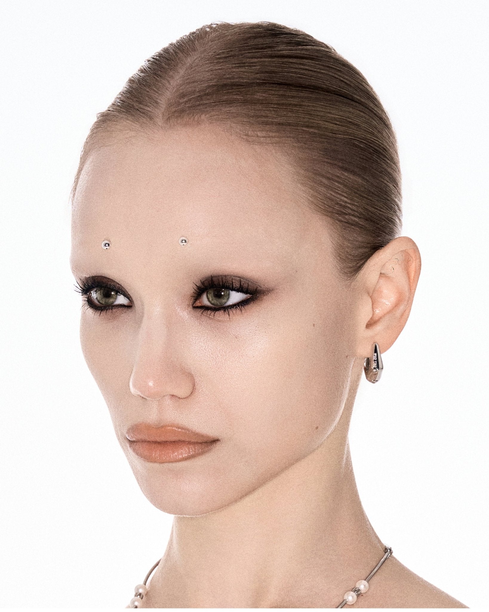 Spinous Point Earrings Silver - LIKELIHOOD