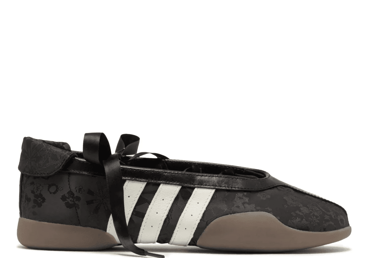 Taekwondo Mei Ballet Core Black/Off White (Women's) - LIKELIHOOD