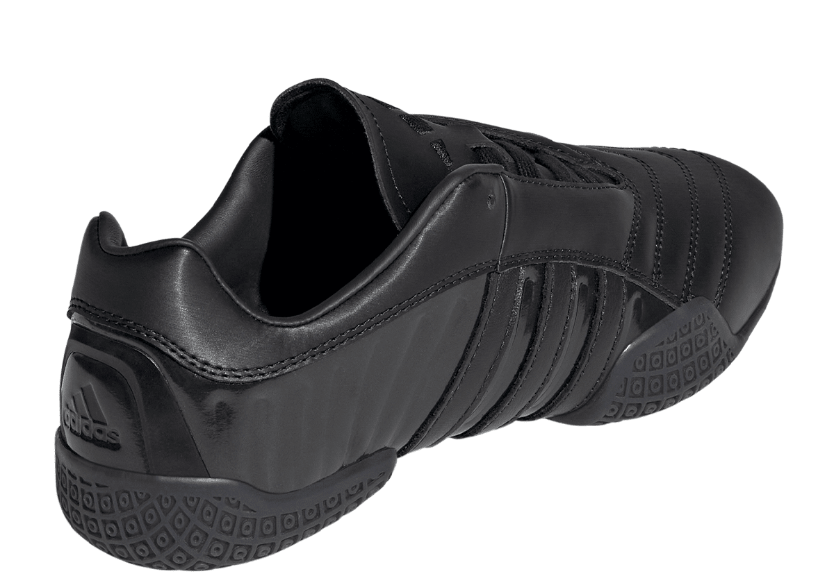 Taekwondo Mei Elite Black/Black (Women's) - LIKELIHOOD