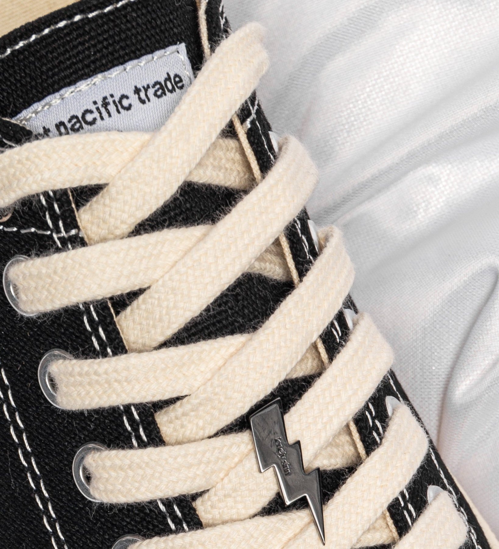 Thunderbolt Shoe Pendant Black - LIKELIHOOD