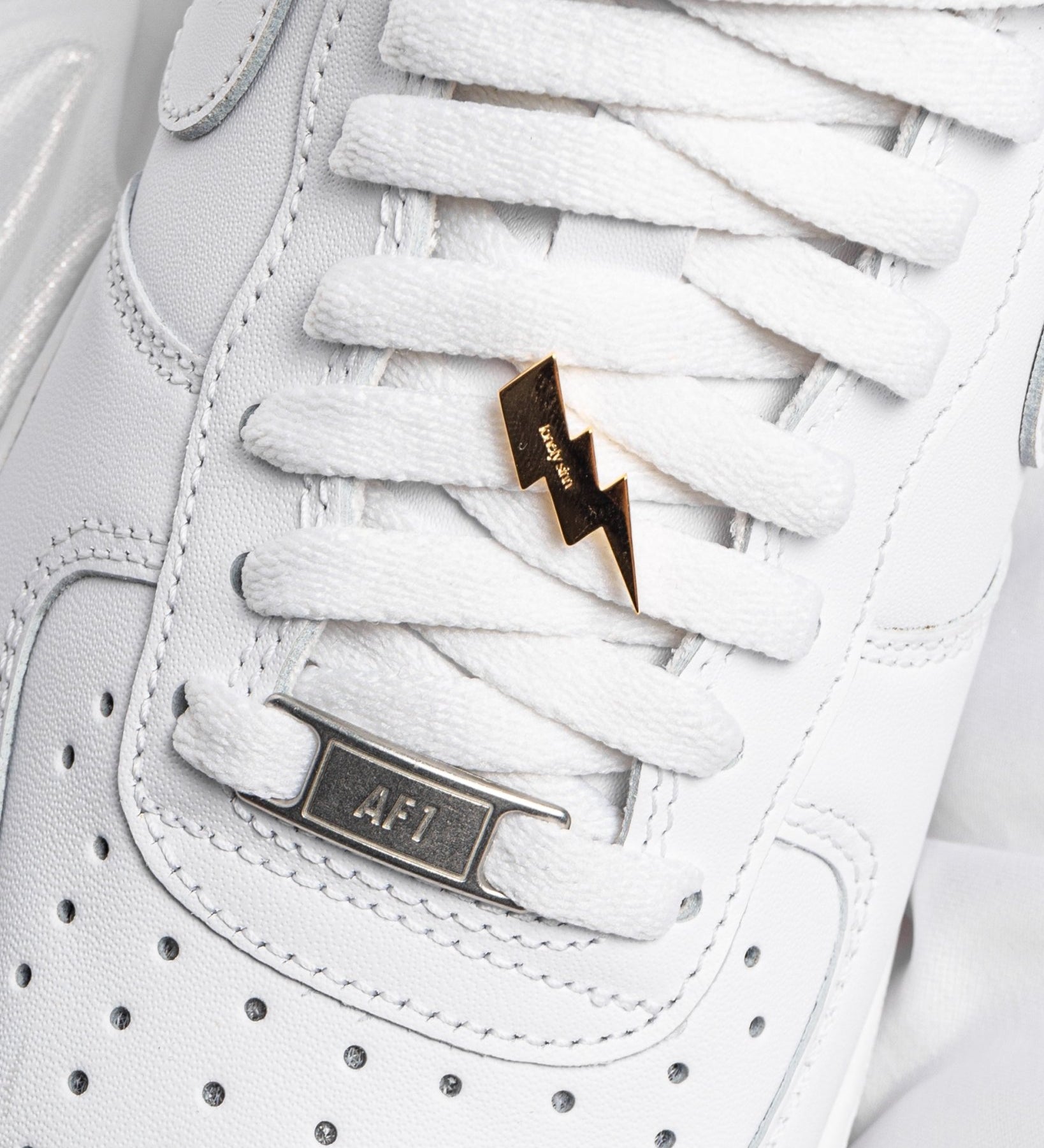 Thunderbolt Shoe Pendant Gold - LIKELIHOOD