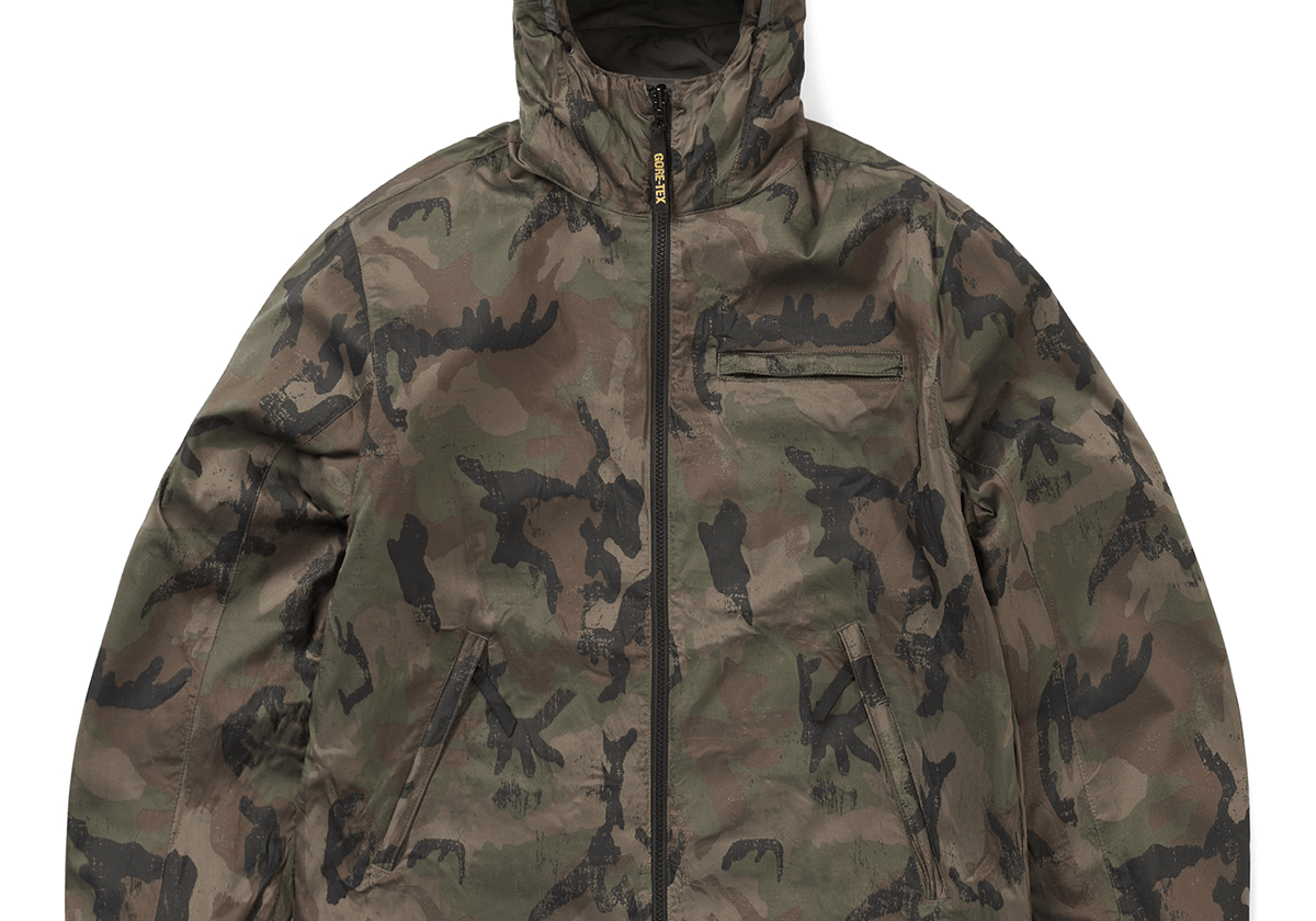 TNT x GORE - TEX 2L Reversible Jacket Brown - LIKELIHOOD