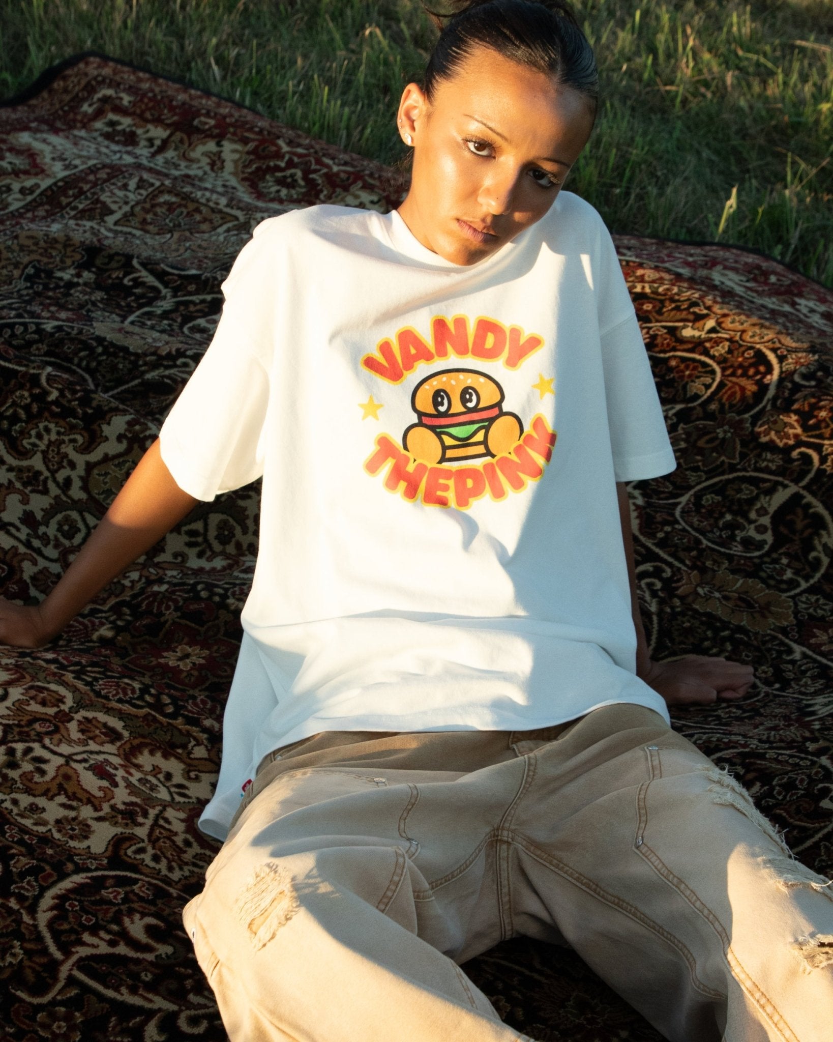 Vandy & Friends Tee White - LIKELIHOOD