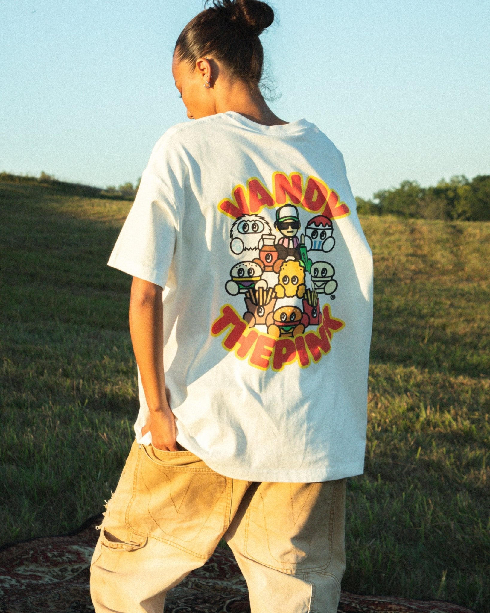 Vandy & Friends Tee White - LIKELIHOOD