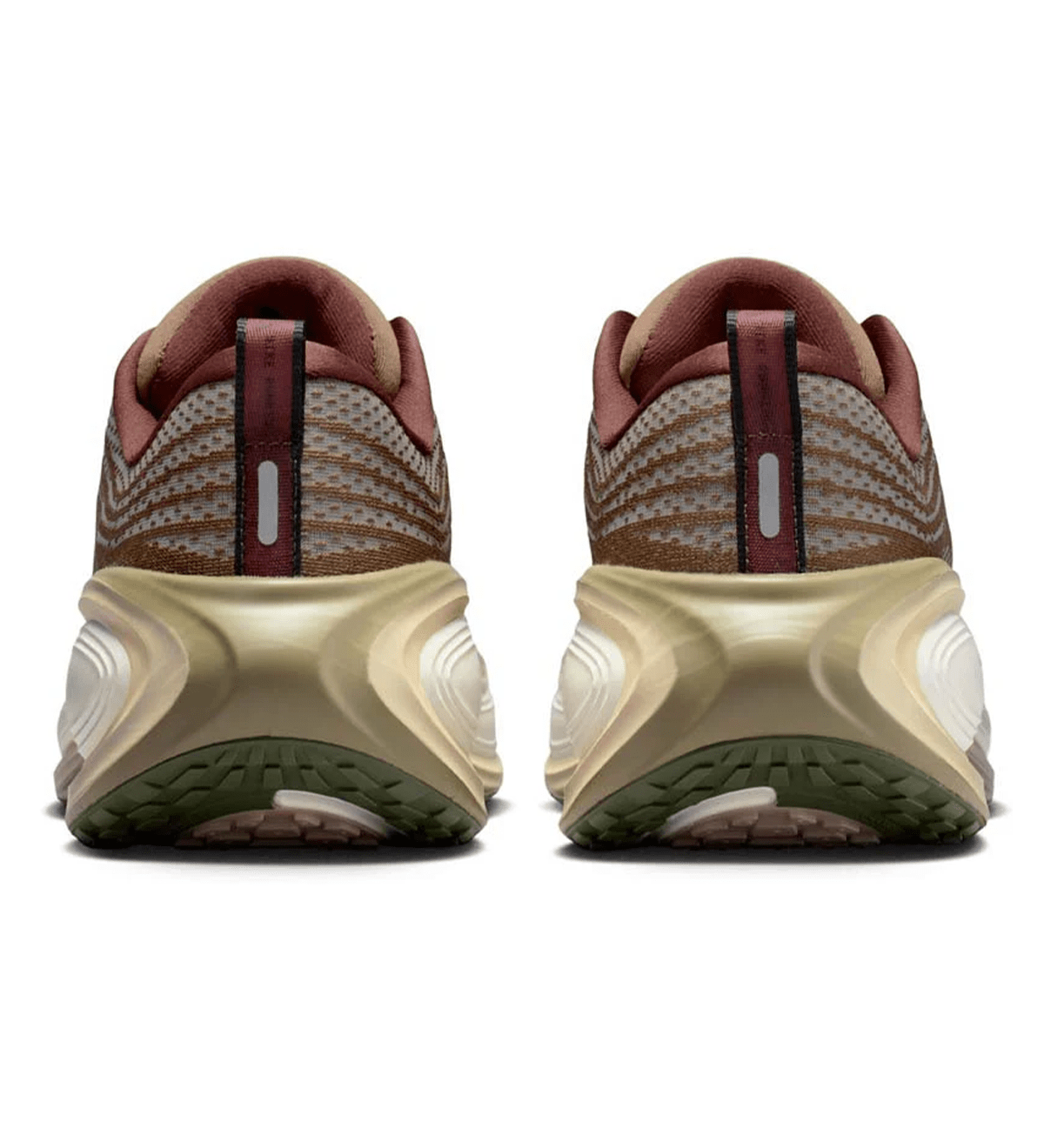 Vomero Plus QS Off Noir/Pecan - LIKELIHOOD