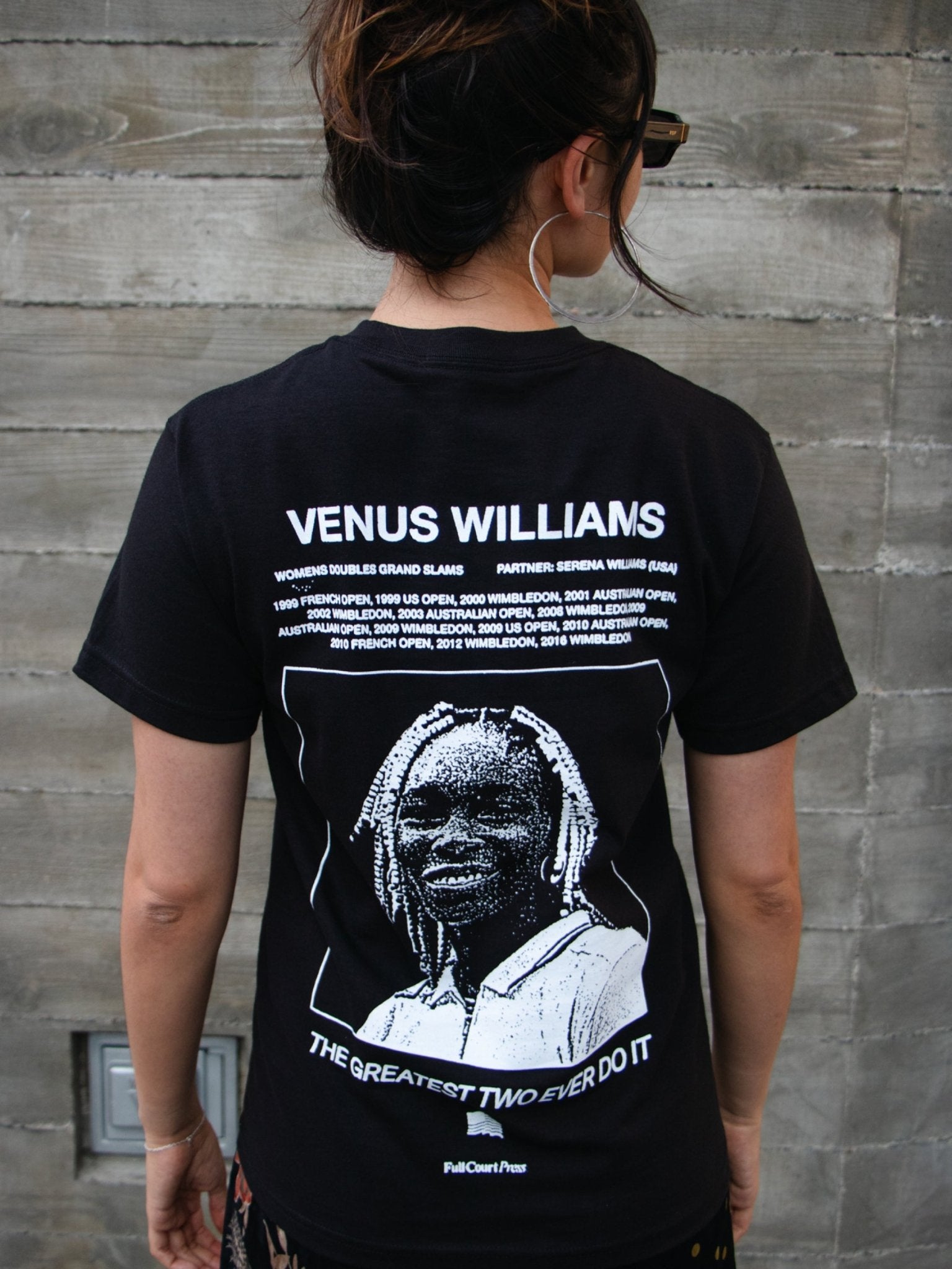 Williams Sisters S/S Tee Black - LIKELIHOOD