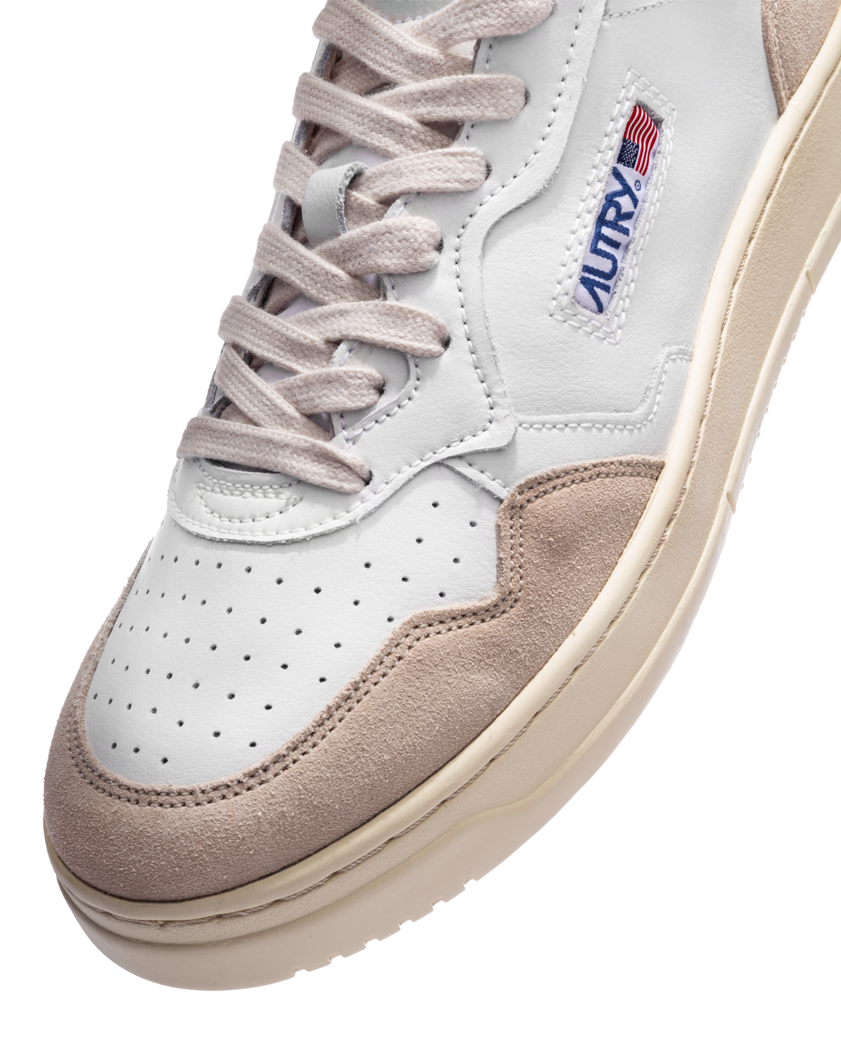 Medalist Low Suede/White/White