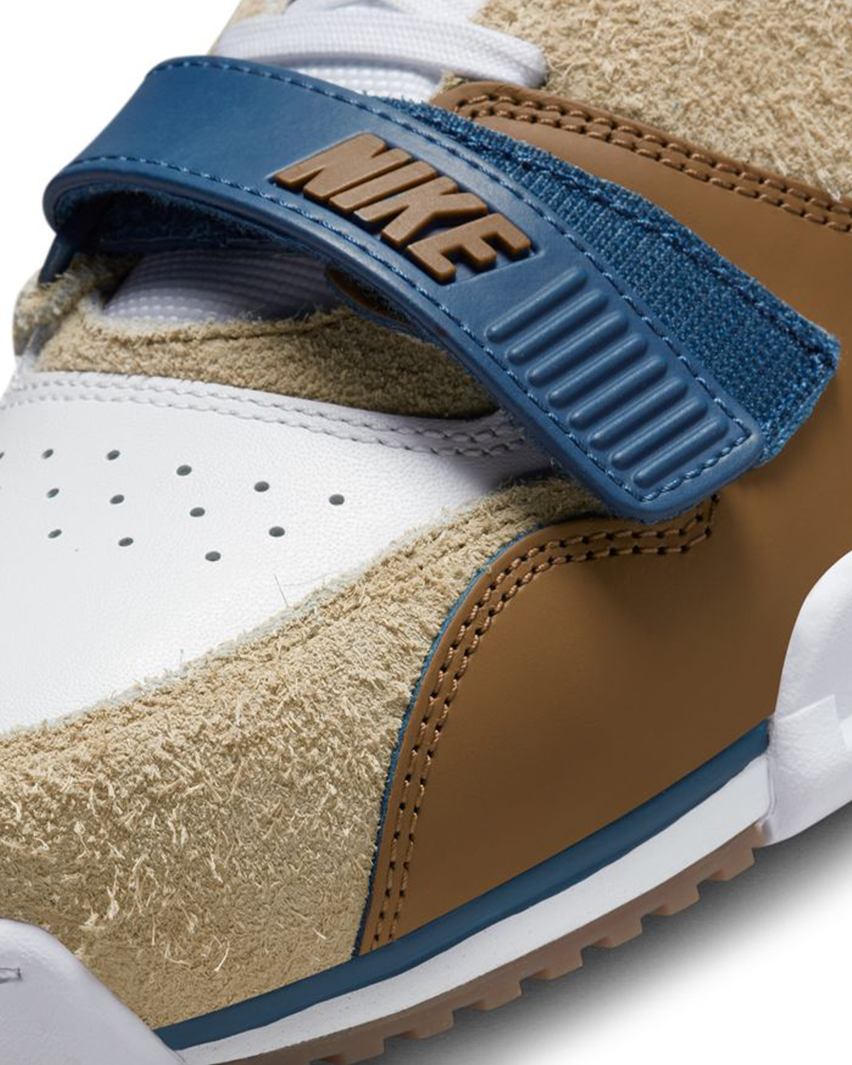Air Trainer 1 Limestone/Valerian Blue/Ale Brown