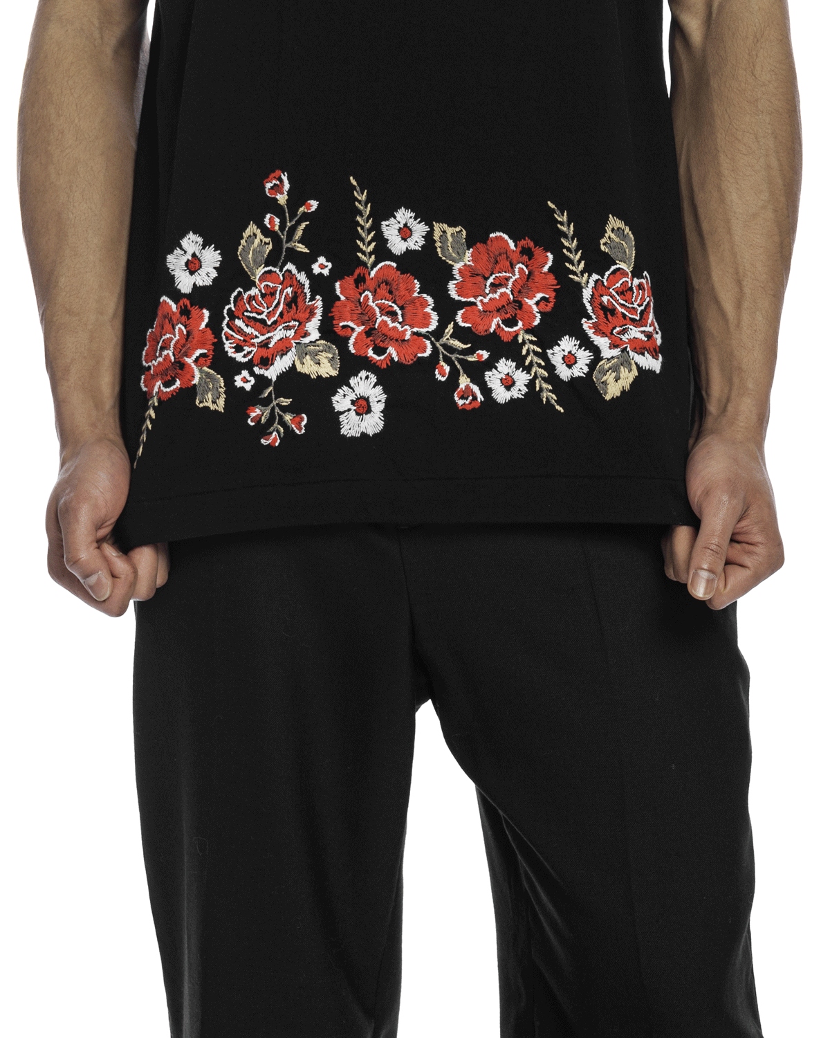Hem Roses Embroidery Tee Black