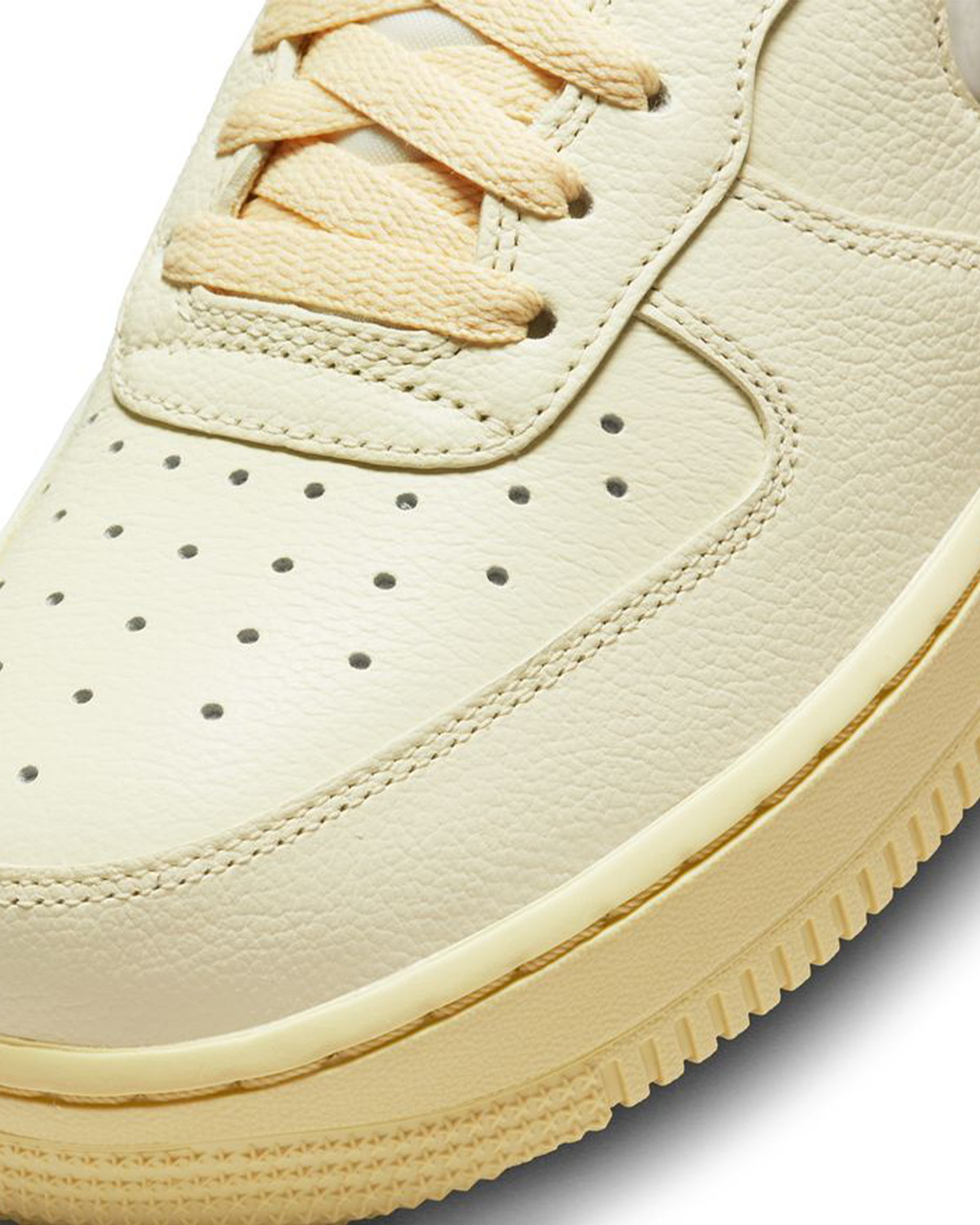 Wmns Air Force 1 '07 LX Coconut Milk/Light Bone/Lemon Wash