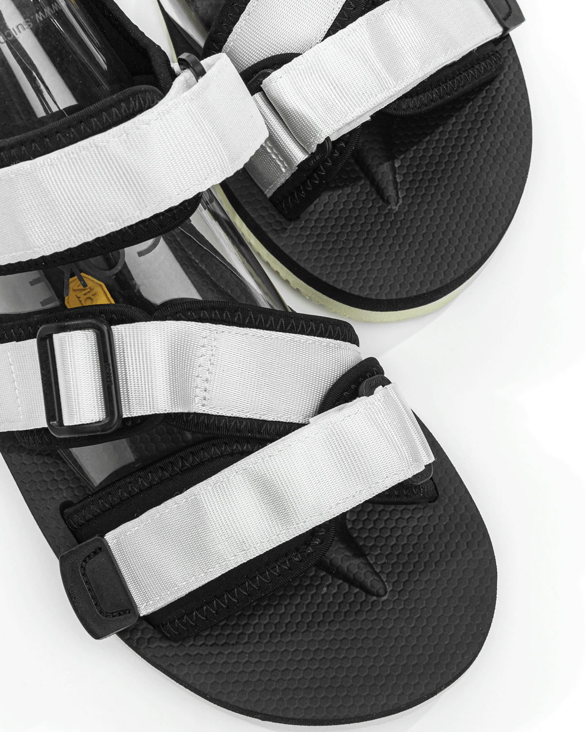 Kisee - V White - LIKELIHOOD