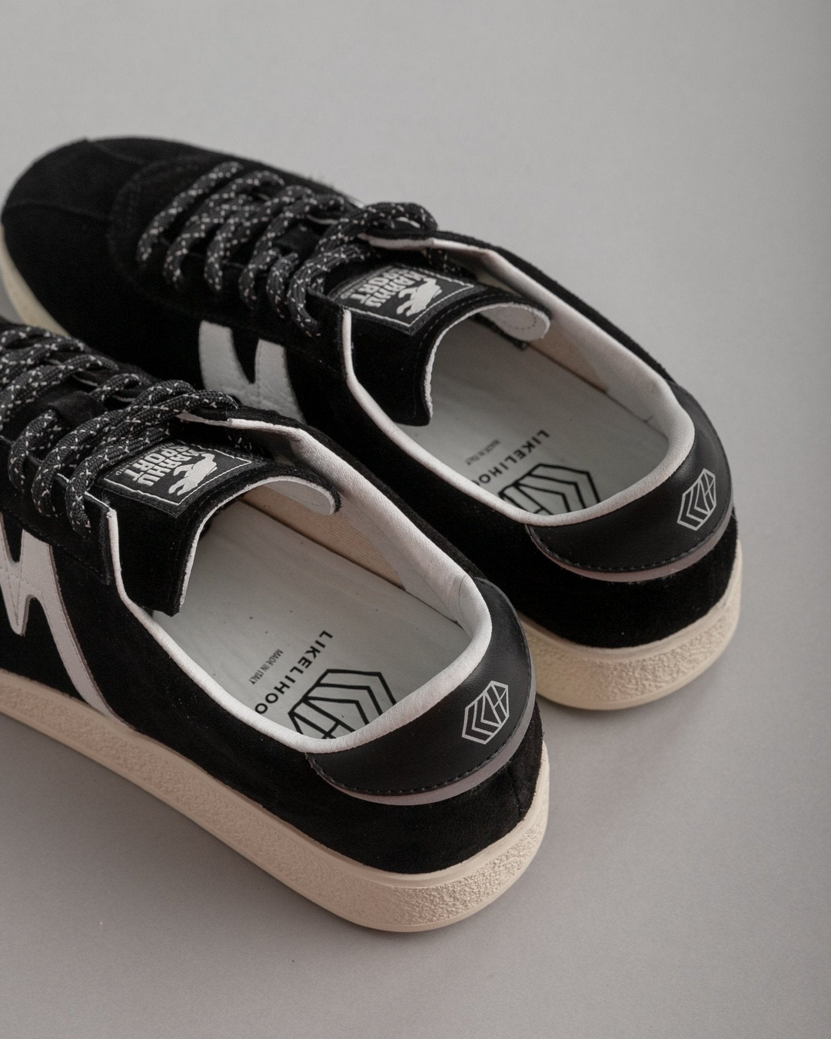 LIKELIHOOD x Trampas Nero/White - LIKELIHOOD