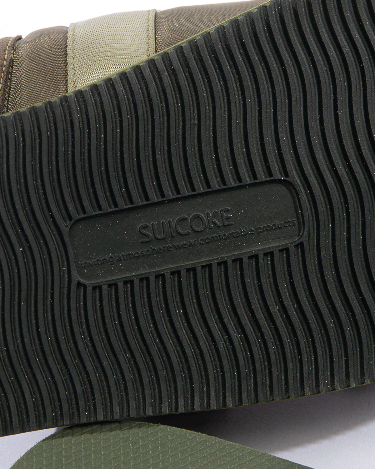 Moto - Cab '22 Olive - LIKELIHOOD