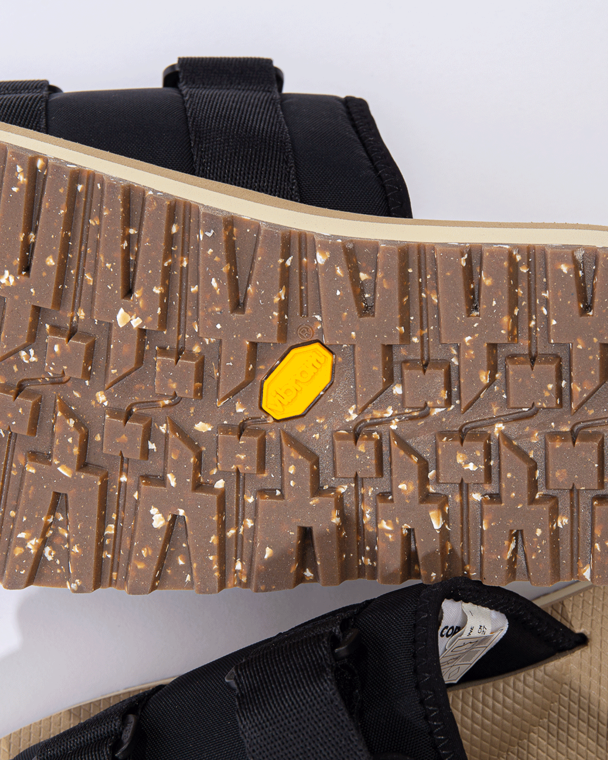 Moto - Cab - ECO Black/Beige - LIKELIHOOD