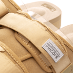 Moto - Vs Beige - LIKELIHOOD